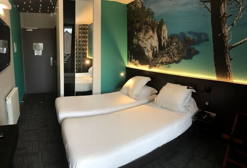 חדר סטנדרט נוף לבריכה, Le Thalassa Hôtel & Spa