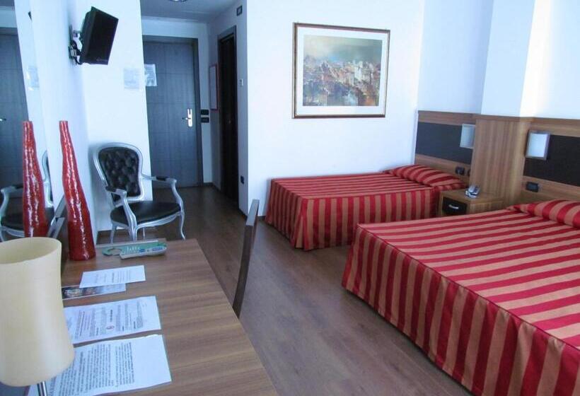 スタンダードトリプルルーム, Leon Bianco