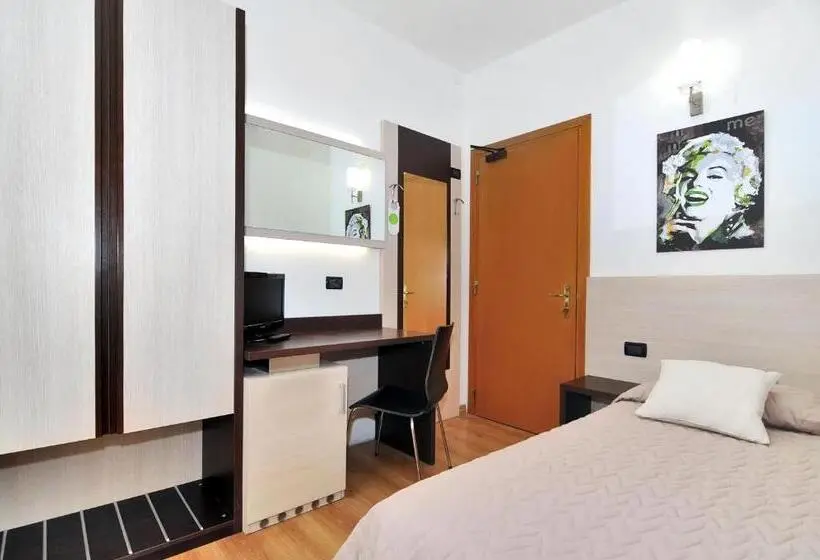 Standard Einzelzimmer Seitl. Meerblick, Levante