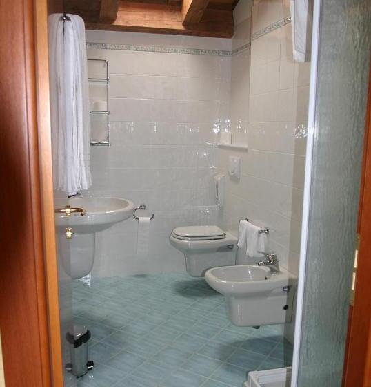سوئیت جونیور خانوادگی, Locanda La Comacina