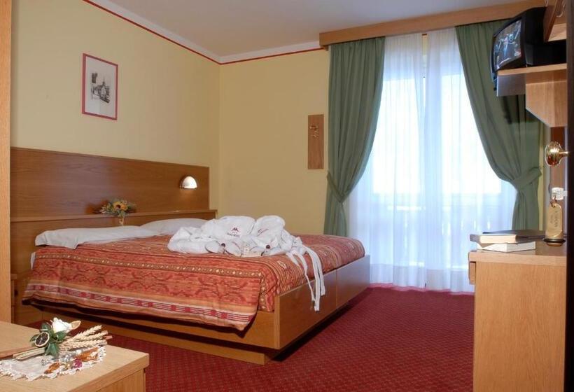 חדר סטנדרט, Michela