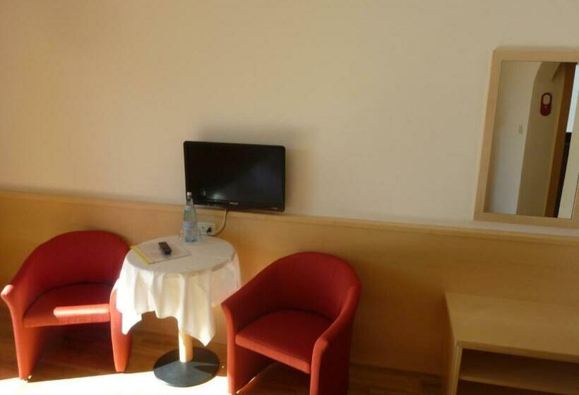 חדר סטנדרט עם מרפסת, Thalguter   Rooms & Breakfast