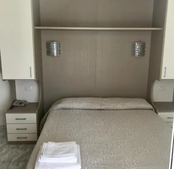 Standard Yhden Hengen Huone, Rivamare Only Room Breakfast