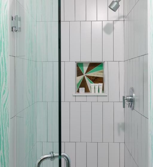 غرفة ديلوكس سرير كينج, Summercamp