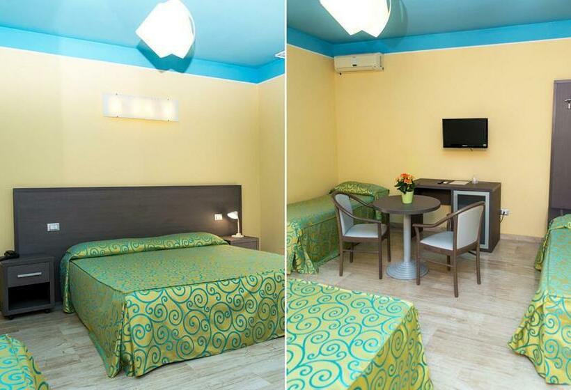 חדר קלאסי לשלושה, Villa Aurora