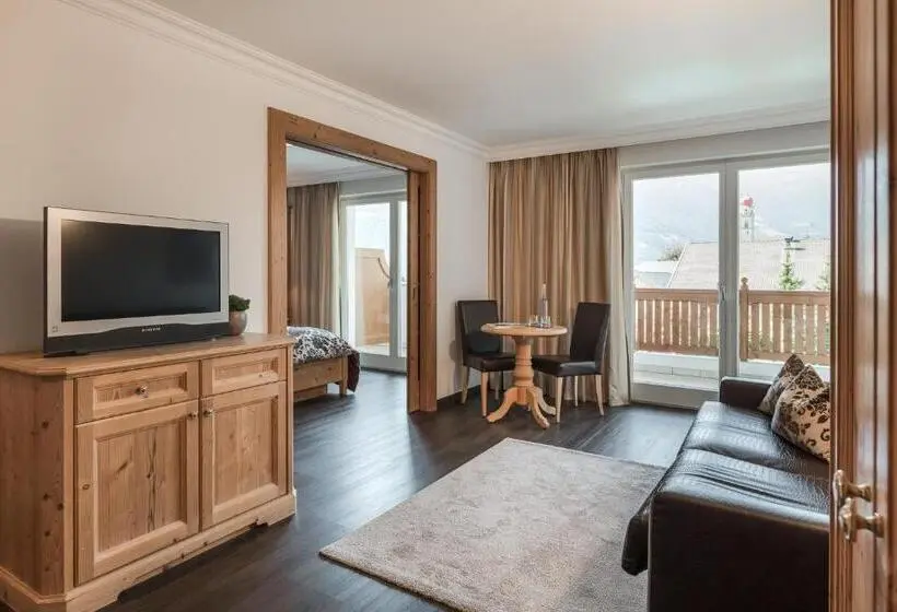 Juniorsviitti Puutarhanäkymä, Klein Fein Hotel Anderlahn
