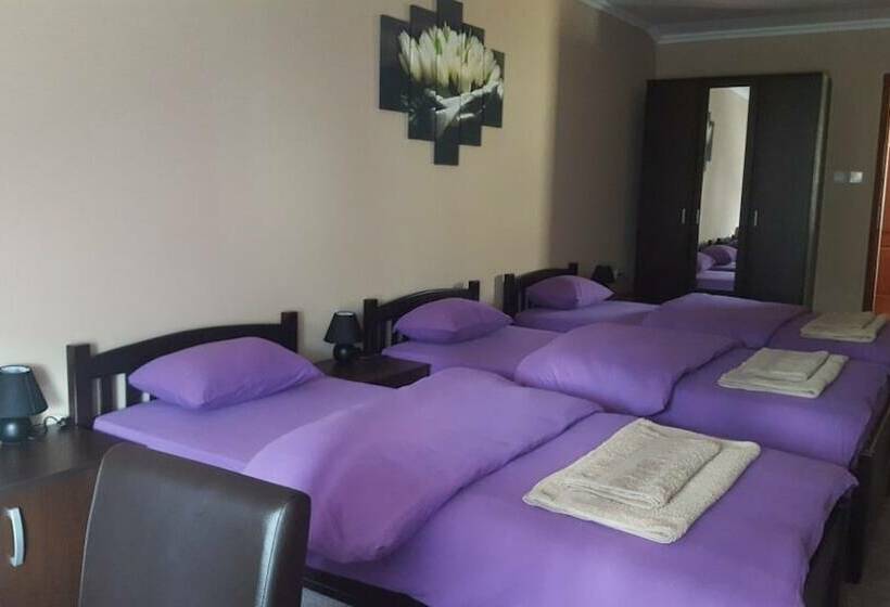 اتاق استاندارد سه نفره, Villa Stefanija