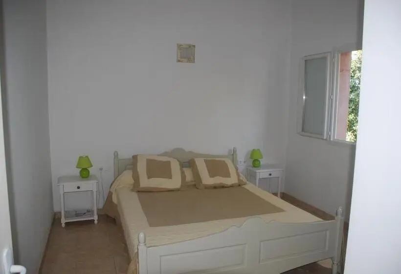 ２ベッドルームのコンフォートアパートメント, Residence Ribellinu