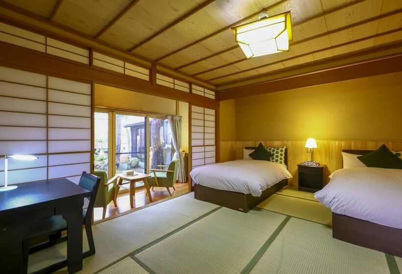 اتاق اکونومی, Kamei No Yu