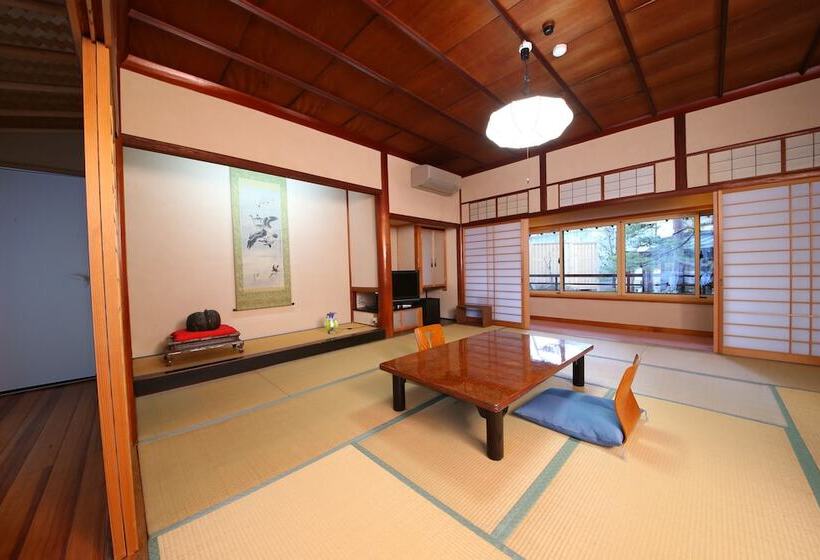 Quarto standard, Kamei No Yu