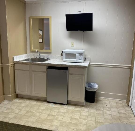 Стандартный Номер Кровать Кинг, The Admiral Hotel/motel