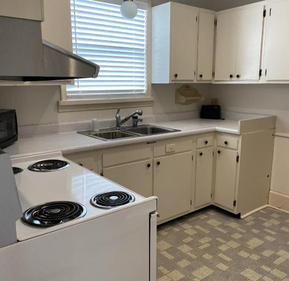 Апартаменты Superior 1 Спальня, The Admiral Hotel/motel