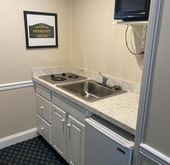 Номер Стандарт, The Admiral Hotel/motel