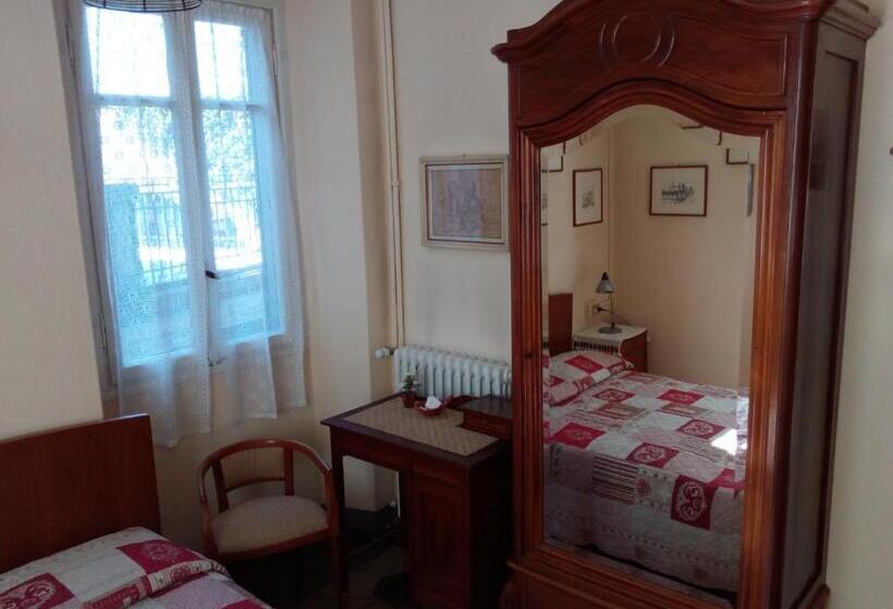 Номер Стандарт Совместная Ванная, Albergo Milano 1920