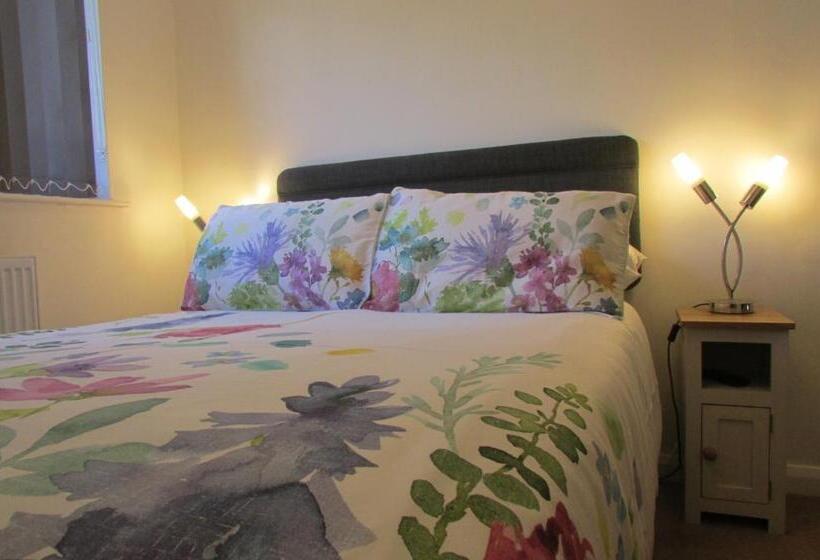 스탠다드 룸, Barnes Fell Apartments