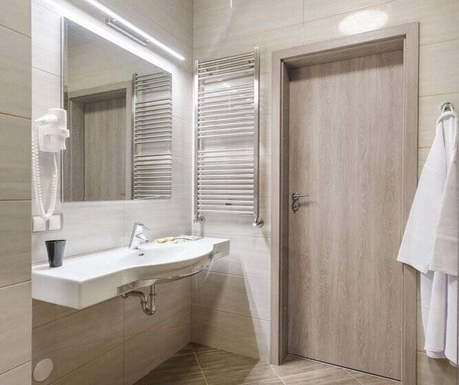 Люкс, Boutique Hotel Paradox