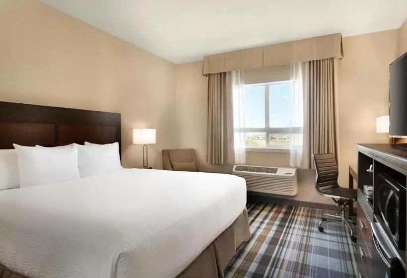 Standard-huone King-vuode, Fairfield Inn & Suites By Marriott Airdrie