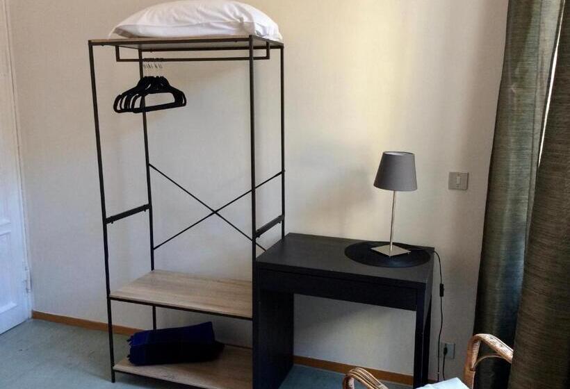 חדר סטנדרט יחיד, Albergo Gargnano