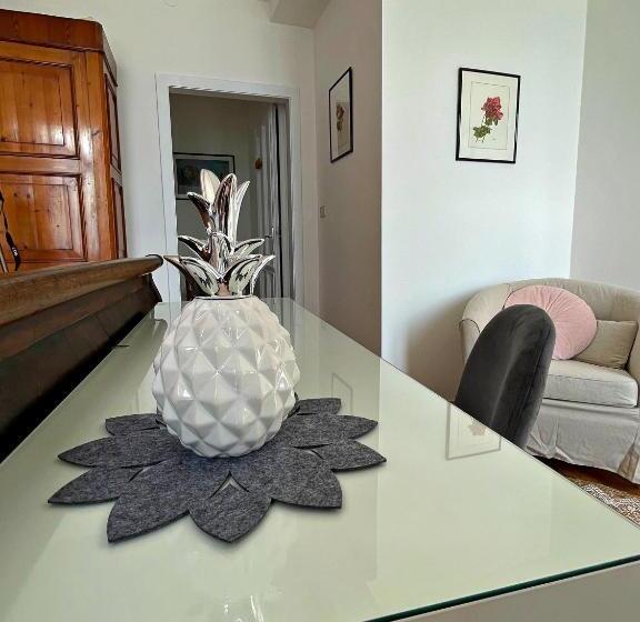 اتاق استاندارد, Albergo Gargnano
