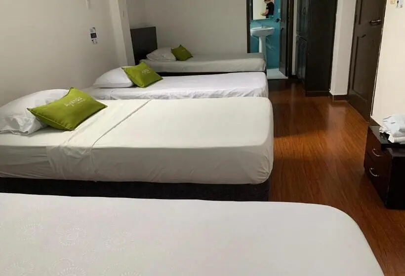 スタンダード４人部屋, Castellón Plaza