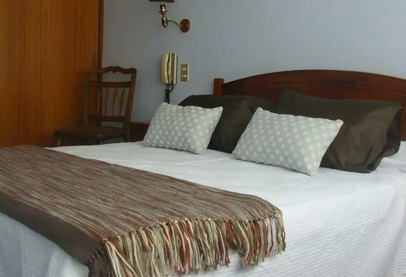 اتاق استاندارد سه نفره, Chalet Suizo