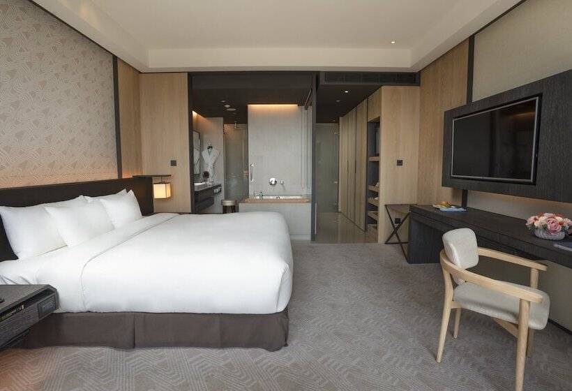 Habitació Estàndard Llit Matrimoni, Crowne Plaza Tainan, An Ihg