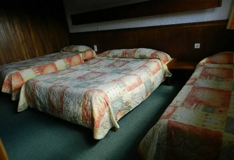 Chambre Quadruple Standard, Gergovia