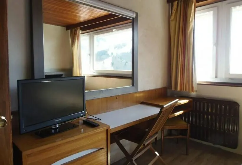 Chambre Standard, Gergovia