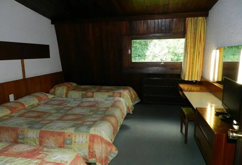 Chambre Quadruple Standard, Gergovia