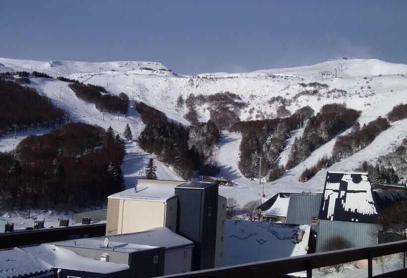 Четырехместный Номер Стандарт, Gergovia