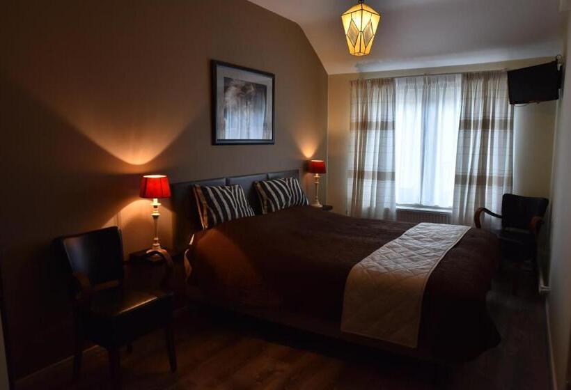 스탠다드 룸, Herberg De La Frontière