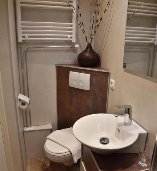 스탠다드 룸, Herberg De La Frontière