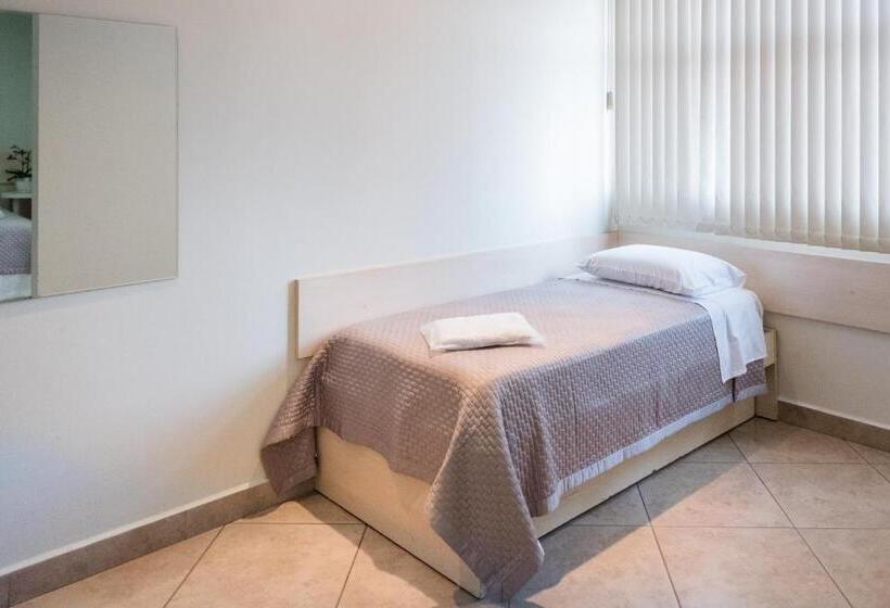 Standaard Driepersoonskamer, Holambra Garden