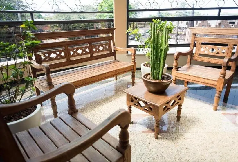 スタンダード4人部屋, Holambra Garden