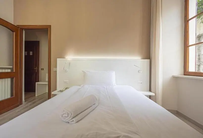 クイーンサイズベッドのスタンダードルーム, Il Portico By Lvg Hotel Collection