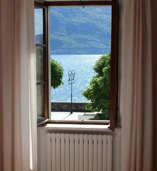 Superior room with lake view, Il Portico By Lvg Hotel Collection