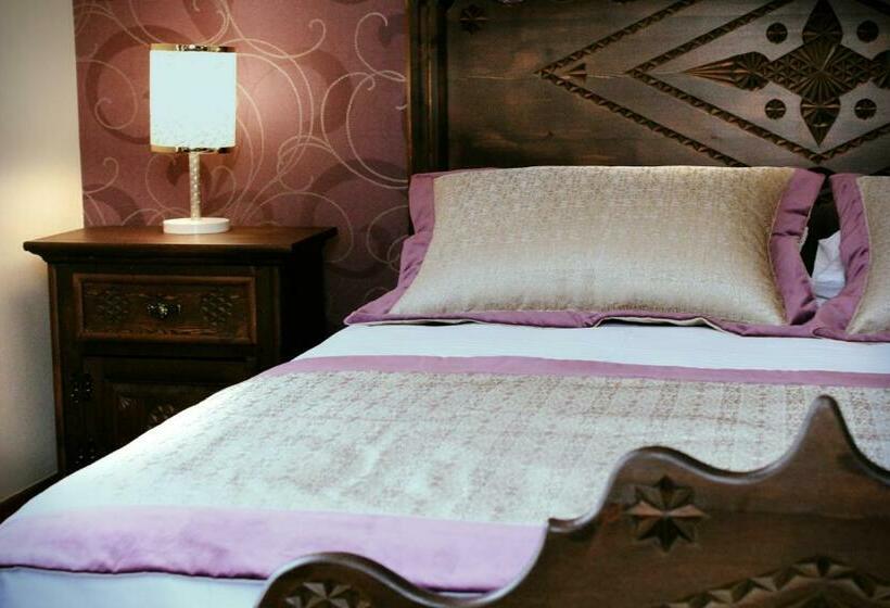 اتاق استاندارد, İsa Begov Hamam