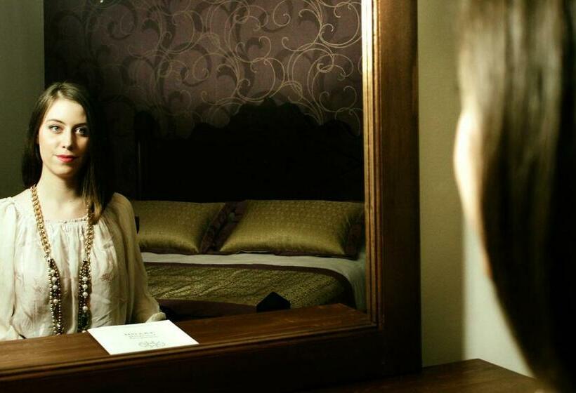 اتاق استاندارد, İsa Begov Hamam