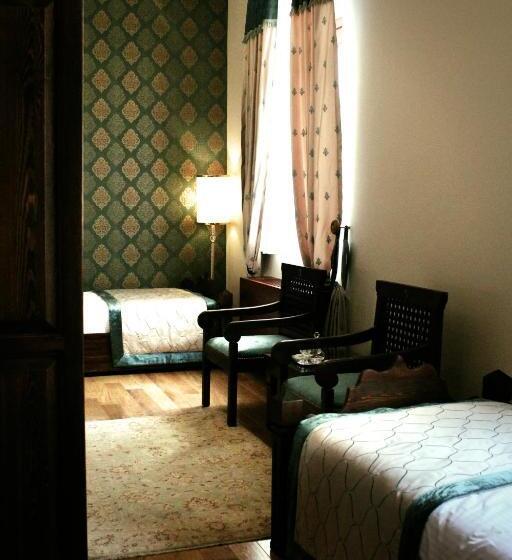 اتاق عادی, İsa Begov Hamam