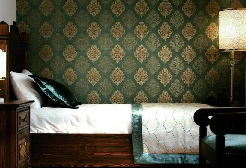 اتاق عادی, İsa Begov Hamam