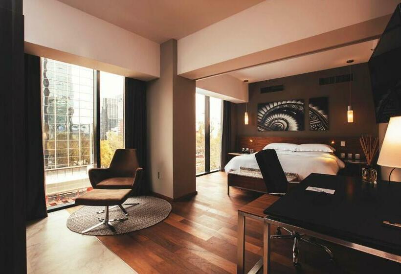 سوییت اجرایی, Krystal Grand Suites Insurgentes