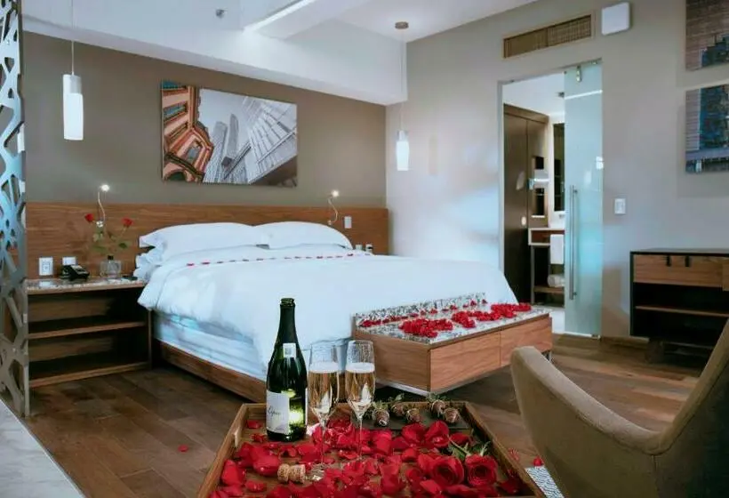 スーペリアースイート, Krystal Grand® Suites Insurgentes