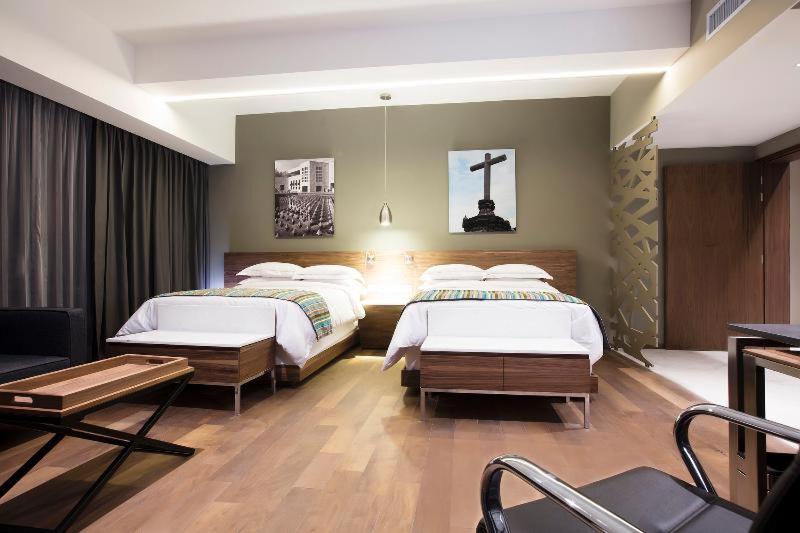 Номер Стандарт, Krystal Grand Suites Insurgentes