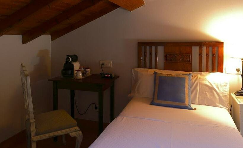 Номер Стандарт, La Ermita De Deva