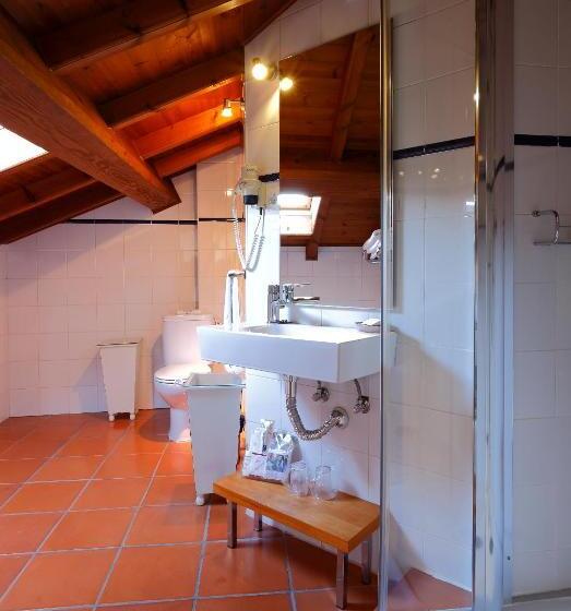 Номер Стандарт, La Ermita De Deva