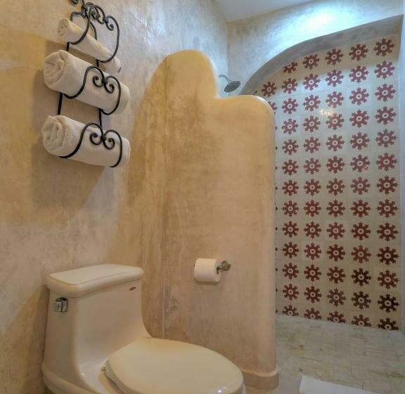 غرفة قياسية ثلاثية, Luz En Yucatan