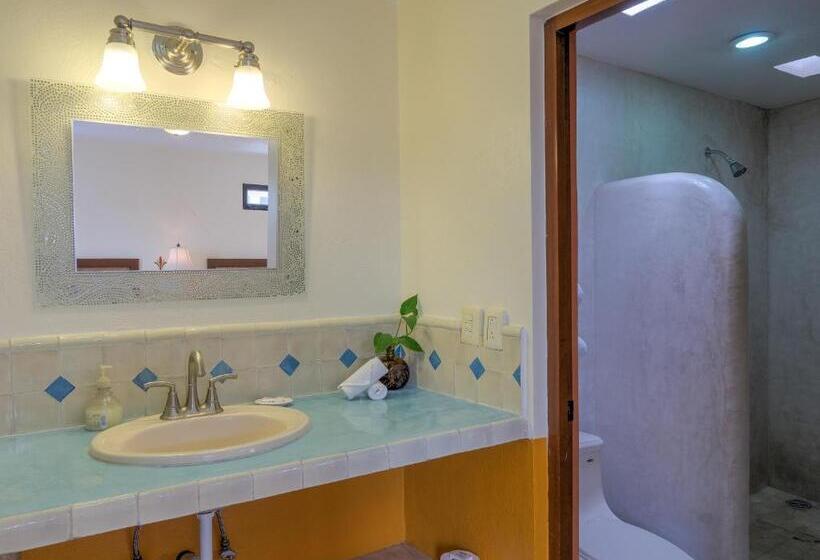 غرفة قياسية ثلاثية مزودة بتراس, Luz En Yucatan