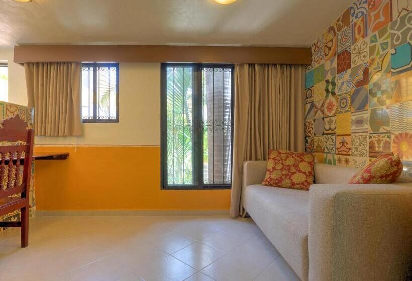 غرفة قياسية رباعية, Luz En Yucatan