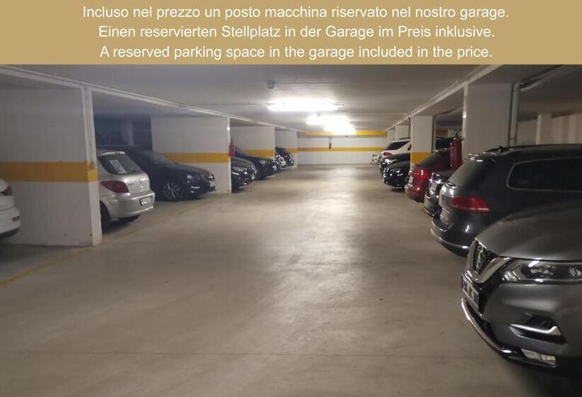 带花园景观的标准三人间, Mercedes