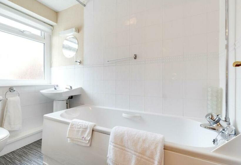 غرفة قياسية فردية, Park Manor